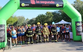 Imagen de Marat&oacute;n y Vestuarios nuevos por el 45&ordm; Aniversario de los Bomberos Voluntarios