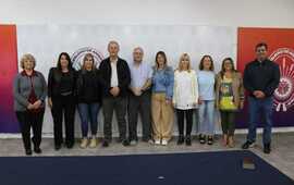La Municipalidad entregó $1.800.000 para cada escuela.