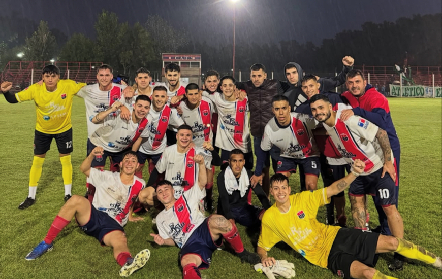 Imagen de Fútbol: Talleres venció 3-1 a Atlético Empalme por la fecha 6