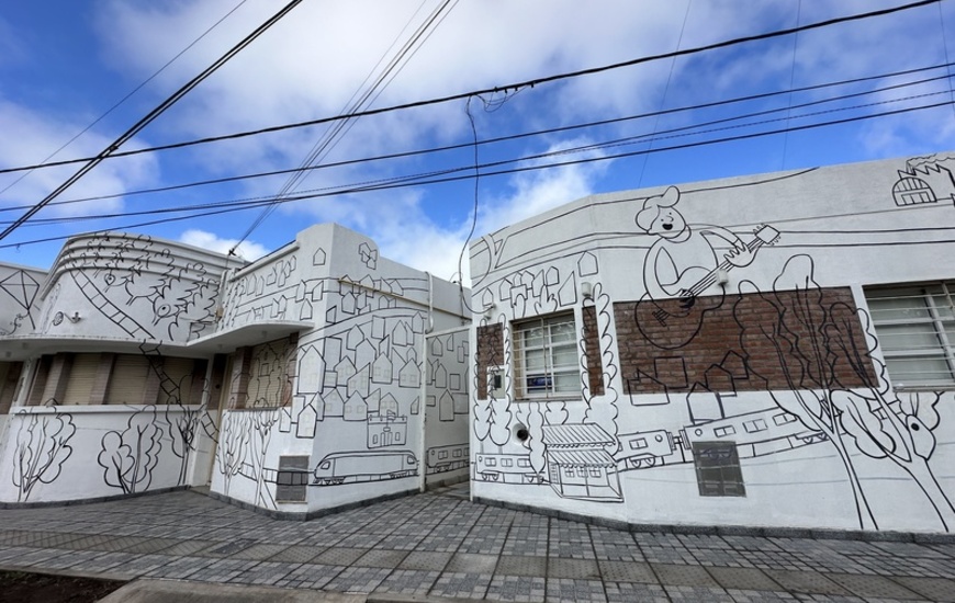 Imagen de Se pint&oacute; con dibujos el Centro Cultural 'Jos&eacute; Hern&aacute;ndez'