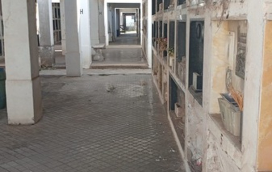 Imagen de Reclamo de vecinos por el estado deplorable del Cementerio local
