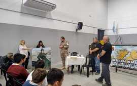 Imagen de Emotivo encuentro con excombatientes en la Escuela San Jos&eacute;
