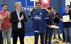 Imagen de El gobernador Pullaro, presente en la inauguraci&oacute;n de la nueva cancha de A.S.A.C.