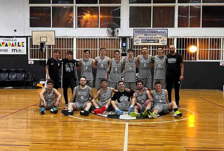 Imagen de Básquet: La Primera B de Unión le ganó a Regatas en el debut del torneo