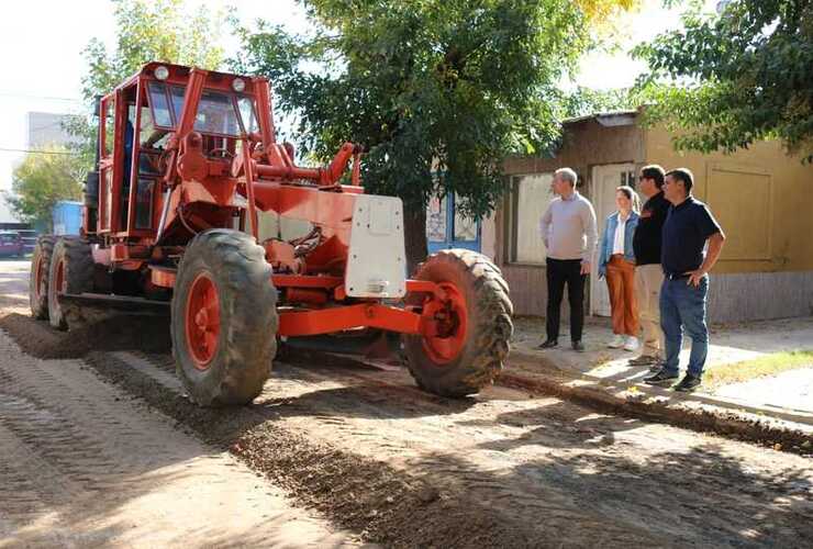 Maquinaria y personal trabajaba en el barrio Cooperativa.