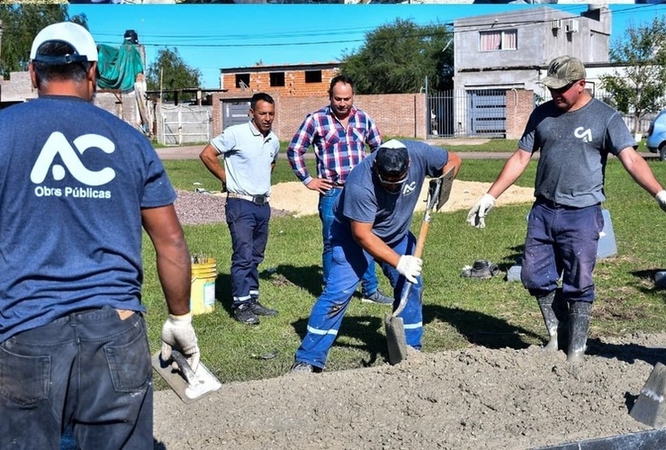 Imagen de Trabajos de mejora en la plaza del Barrio Villa Mercedes en Alvear