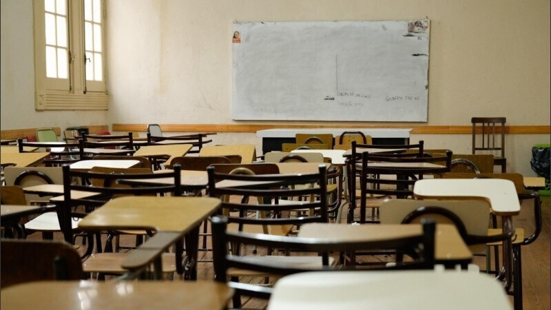 Las aulas estarán vacías este viernes 2 de mayo en todos los colegios santafesinos. (Alan Monzón/Rosario3)