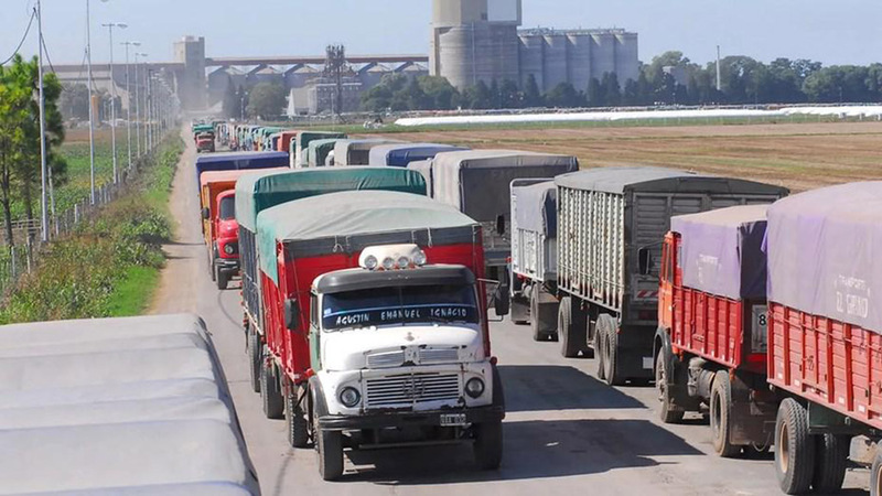 Imagen de Santa Fe despliega controles y obras viales ante el aumento de camiones por la cosecha