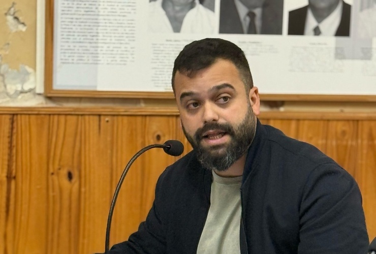 Imagen de Presentan proyecto para asfaltar un tramo de calle Almirante Brown