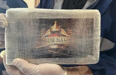 Los paquetes cerrados que estaban dentro de cada bulto. (Ministerio de Seguridad Nacional)