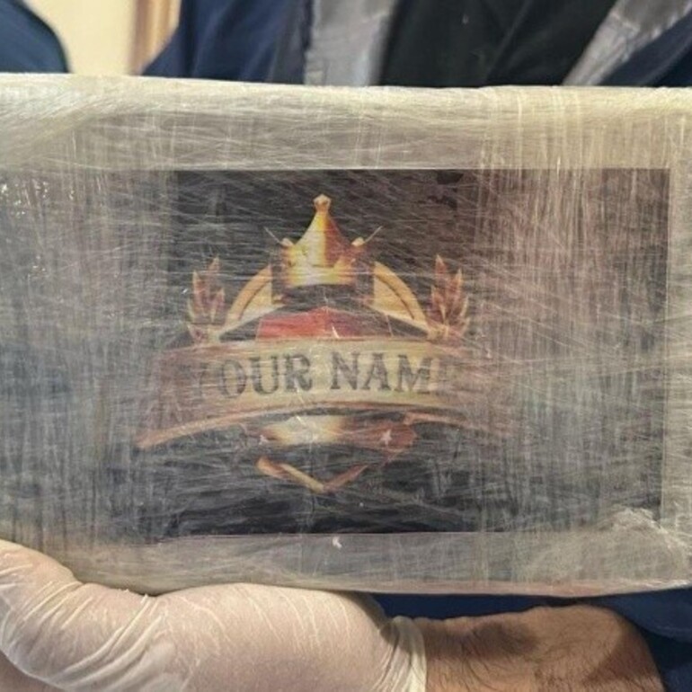 Los paquetes cerrados que estaban dentro de cada bulto. (Ministerio de Seguridad Nacional)