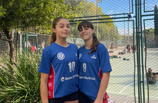 Imagen de Vóley: Gina Brandimarti y Clara Tisone de Unión, fueron seleccionadas para la Selección Sub-14 Rosarina
