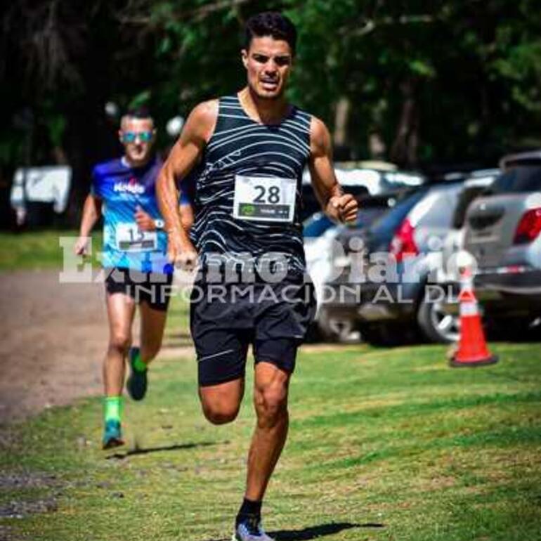Imagen de Matias Robledo busca que el atletismo sea más reconocido en la zona