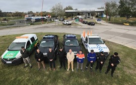 Imagen de Alvear y Pueblo Esther recibieron nuevos m&oacute;viles policiales para reforzar la seguridad regional