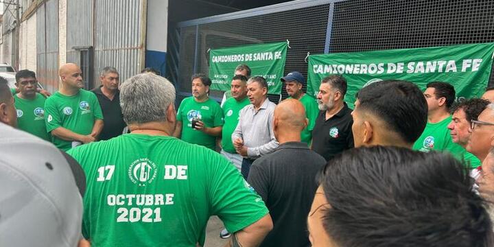 Imagen de Reincorporaron a cuatro trabajadores despedidos en Tasa Logística tras tres meses de conflicto