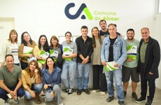 Imagen de Entrega de microcréditos a emprendedores locales a través del programa Activa Emprendedor