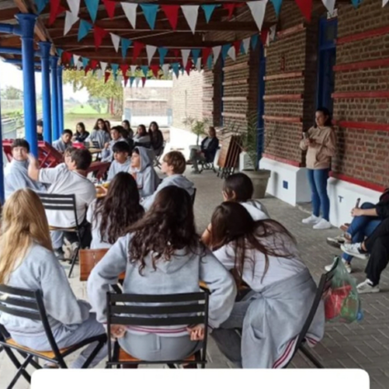 Imagen de Alumnos de la Escuela Secundaria 'Hilario Lagos' visitaron la Estación de Tren