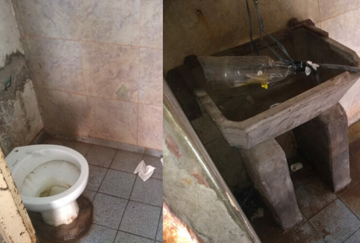 Loa baños del Puerto, un desastre.