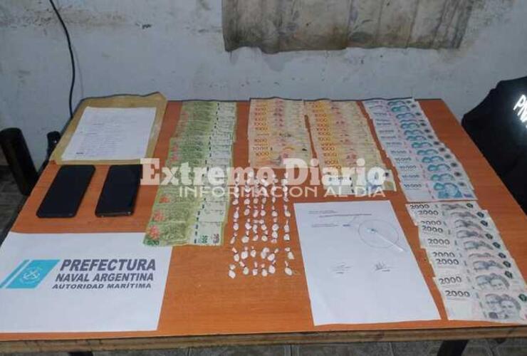 El material incautado durante el procedimiento.