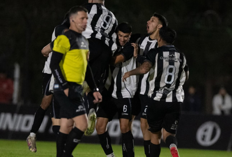 Imagen de Copa Santa Fe: Unión igualó 2-2 ante Alba de Maciel