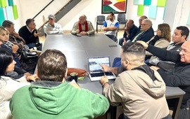 Imagen de Reuni&oacute;n entre Concejales y vecinos locales, por la ampliaci&oacute;n de la Ruta 21