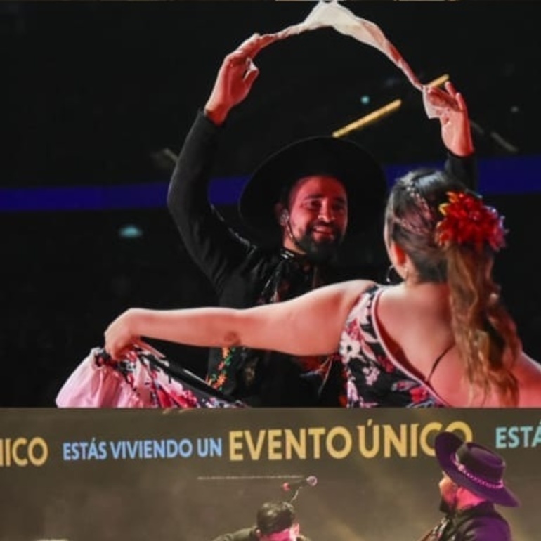 Imagen de El bailarín Maximiliano Ballinari representó a Arroyo Seco en el Festival Patria 2025