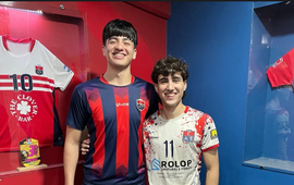 Imagen de Handball: Petta y Attoresi de Talleres, disputan el Nacional Juvenil en Mendoza