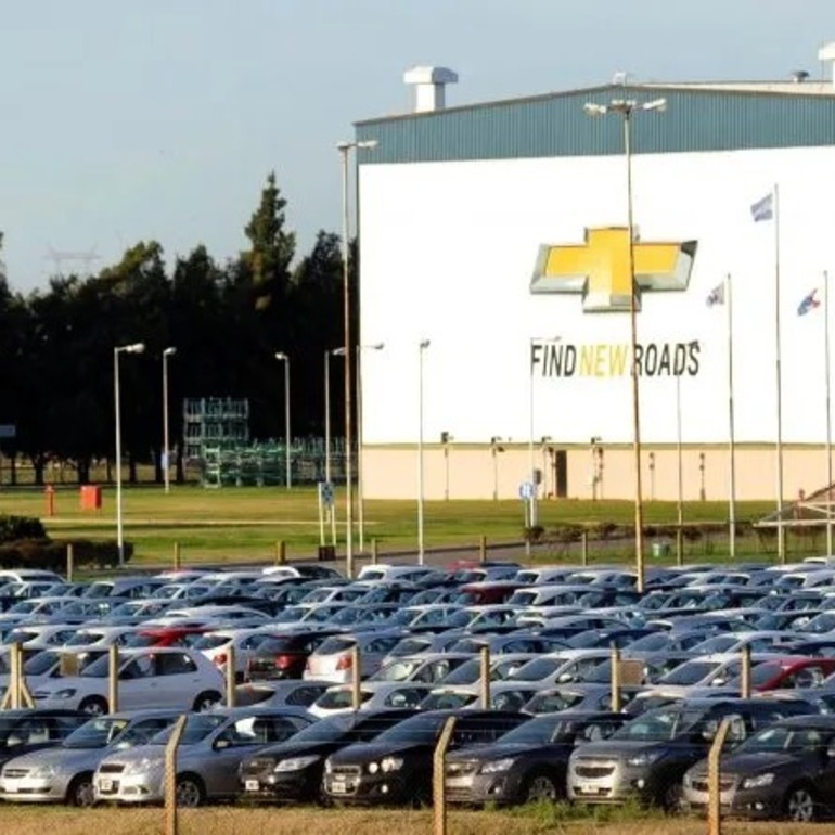 Imagen de General Motors suspende la producción una semana por mes hasta fin de año en Alvear