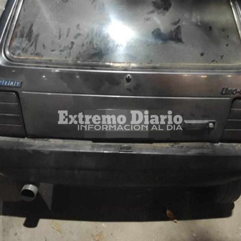 El auto resultó secuestrado como parte del procedimiento.