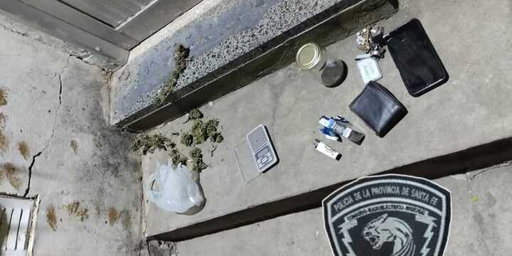 Imagen de Tres jóvenes fueron aprehendidos por presunta infracción a la ley de drogas