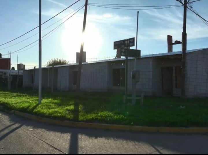 Imagen de General Lagos retoma la construcción de 14 viviendas abandonadas desde 2023