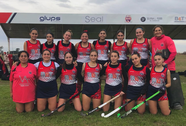 Imagen de Hockey: Triunfo, derrota y empate de Talleres ante Red Star