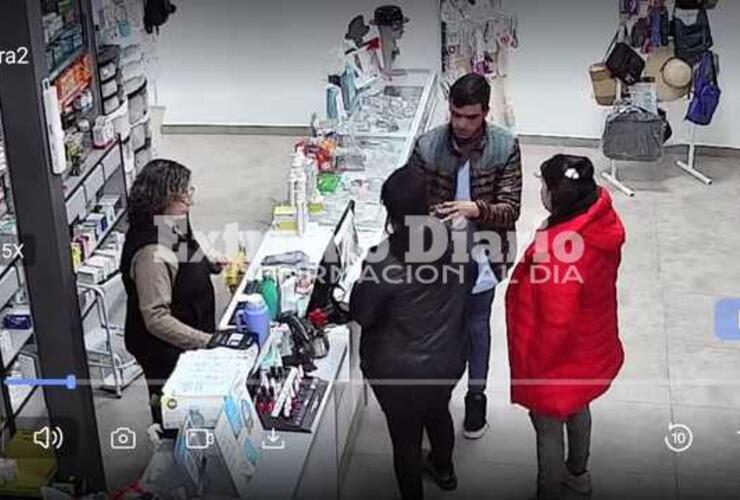 Imagen de Robaron en la farmacia del acceso autopista