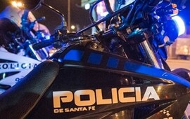 Imagen de Cayó preso otro policía por allanar ilegalmente la casa de un motociclista sin DNI, robarle y plantarle un arma