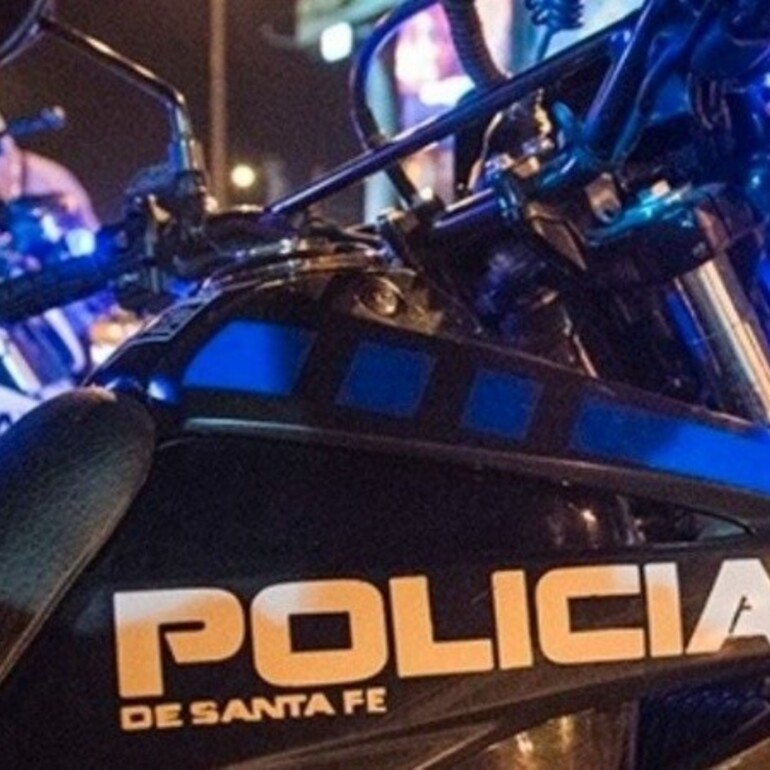Imagen de Cayó preso otro policía por allanar ilegalmente la casa de un motociclista sin DNI, robarle y plantarle un arma
