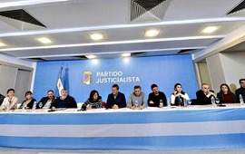 Imagen de El PJ junt&oacute; a M&aacute;ximo Kirchner, Massa, Grabois y Moreno para definir los pasos a seguir tras la condena a Cristina