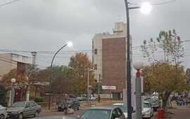 Tareas de prueba de funcionamiento de luminaria nueva