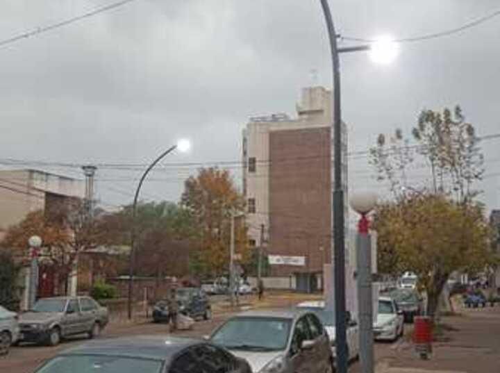 Tareas de prueba de funcionamiento de luminaria nueva
