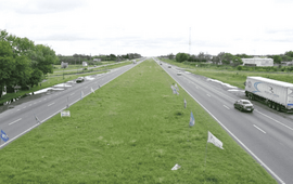 Después de un mes, se normalizó la circulación por la autopista.