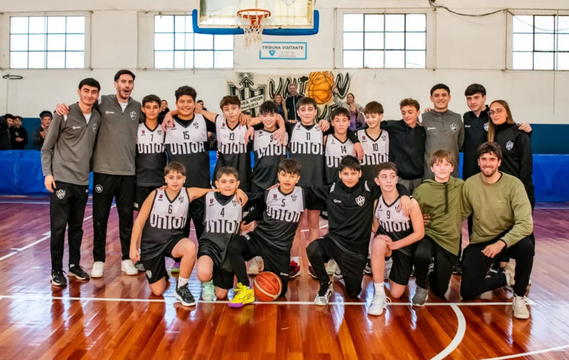 Imagen de Básquet: La U13 de Unión jugará mañana por Copa Santa Fe