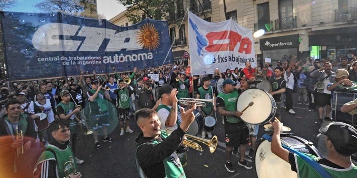 Imagen de Paro y movilización en apoyo a Cristina: las dos CTA ya definieron el cese de actividades y le meten presión a la CGT para una marcha masiva