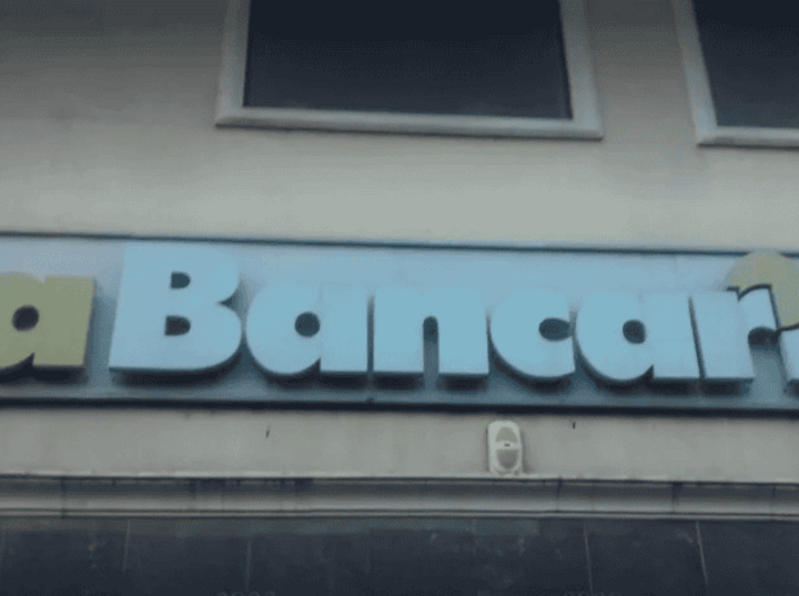 Imagen de Bancarios acordaron una nueva suba y el salario básico se acerca a los 2 millones de pesos