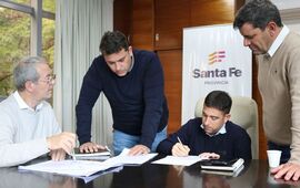 Presentaci&oacute;n de documento y plano a Vialidad Provincial