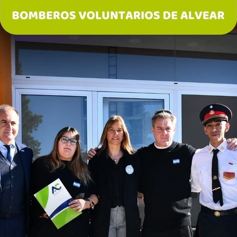 Imagen de Firman contrato de comodato para el terreno de la nueva Estación de Bomberos Voluntarios