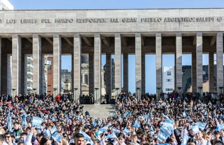 Imagen de El fin de semana de la Bandera dej&oacute; $ 7.600 millones en la provincia