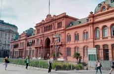 Imagen de Milei eliminó el día no laborable del «trabajador del estado»