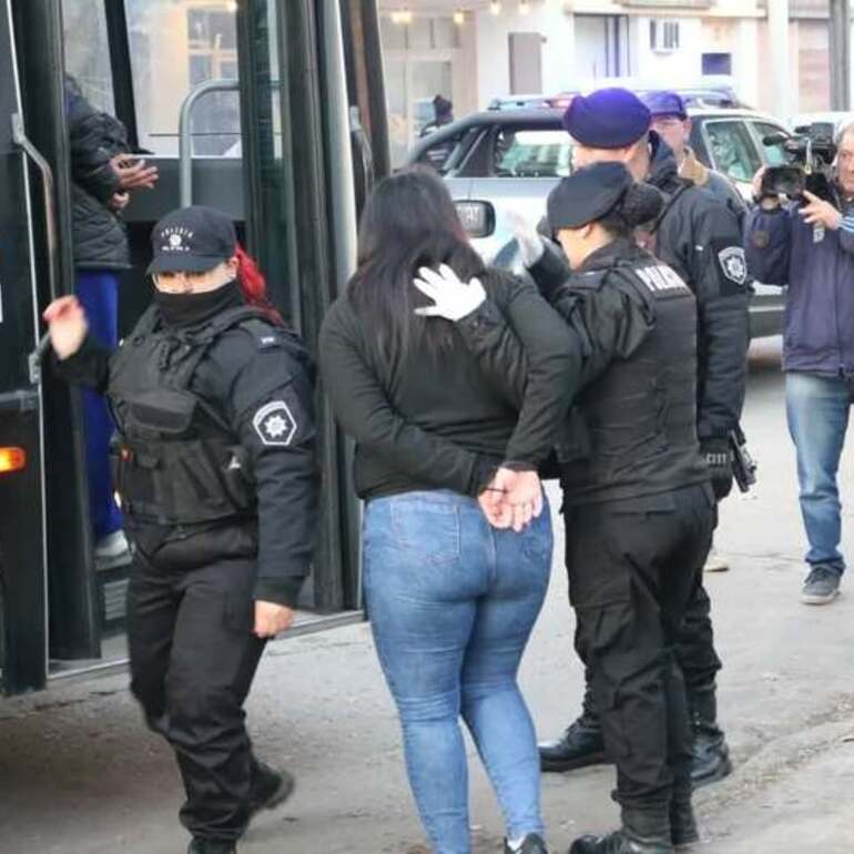 Imagen de Arroyo Seco: Tras el traslado de mujeres detenidas, la comisaría 27ª volvió a recibir presos