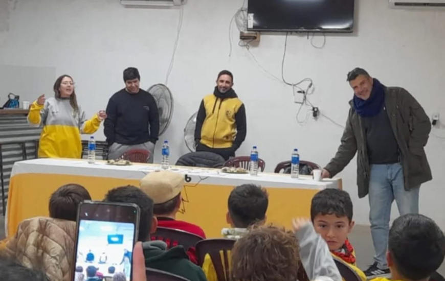 Imagen de Jornada de charlas con deportistas por el 39&ordm; aniversario del Dep. Infantil San Jos&eacute; de General Lagos