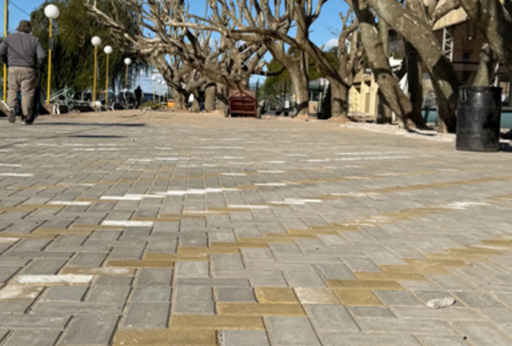 Imagen de Rowing Club: Continúa avanzando la obra del piso del patio central