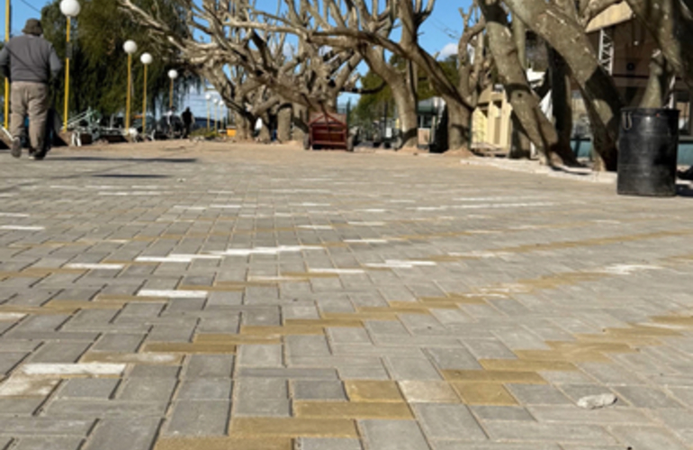 Imagen de Rowing Club: Continúa avanzando la obra del piso del patio central